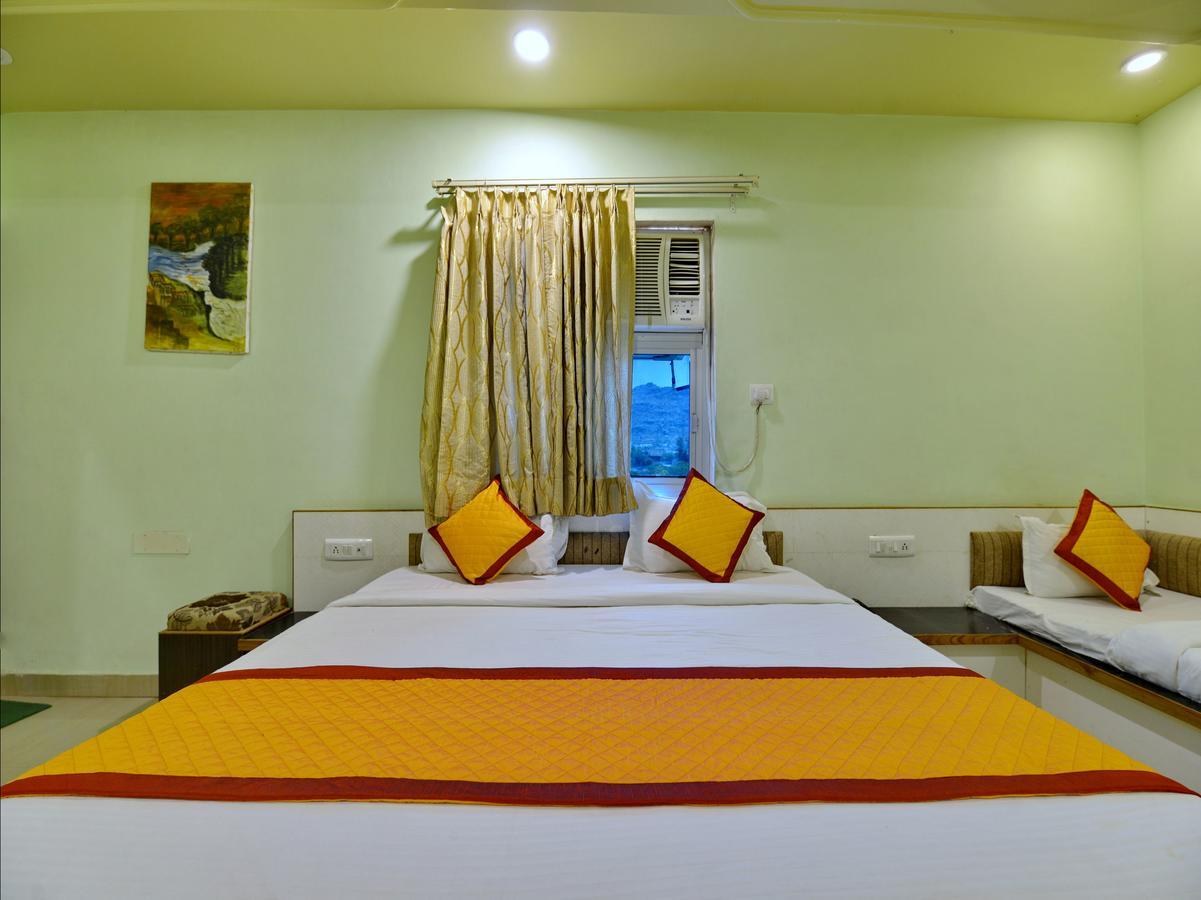 Oyo 2061 Hotel New Holiday Inn アジュメール エクステリア 写真