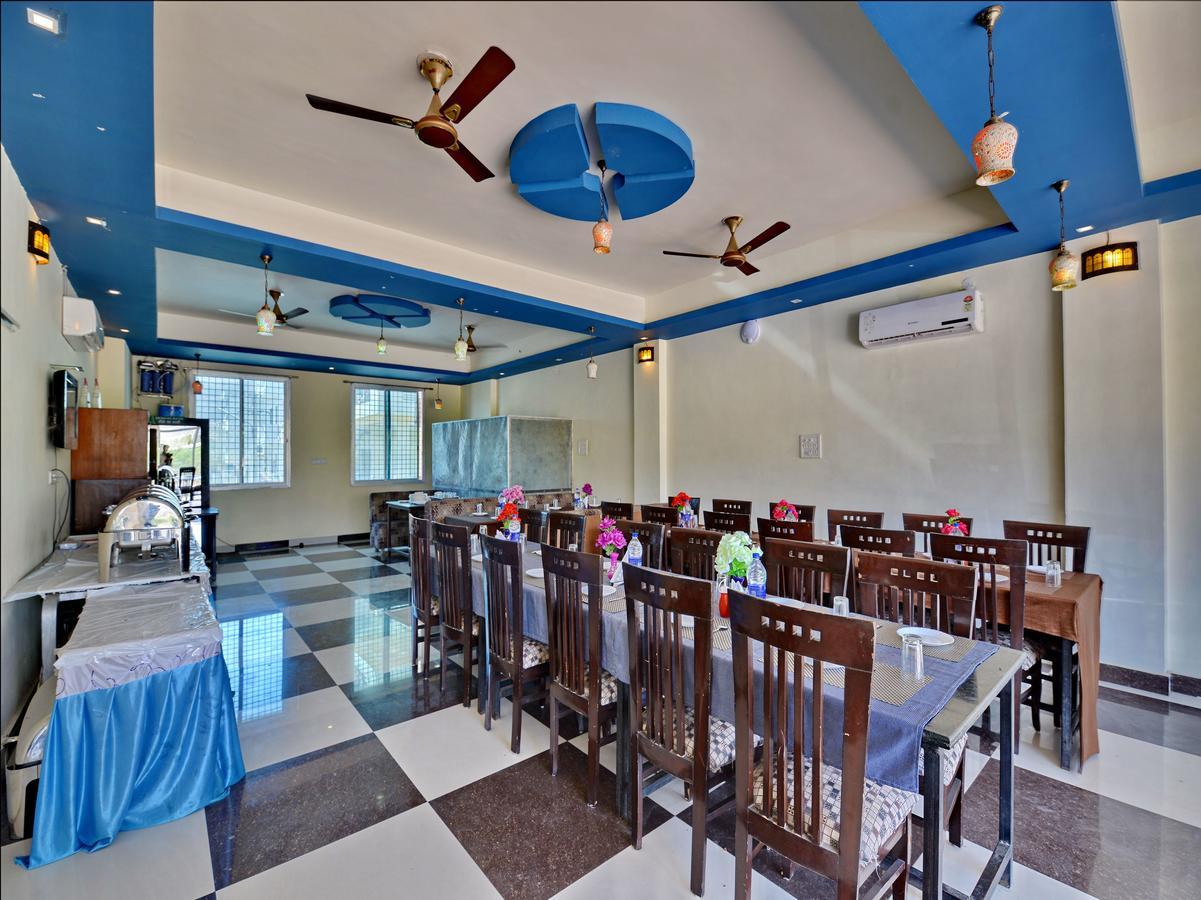 Oyo 2061 Hotel New Holiday Inn アジュメール エクステリア 写真